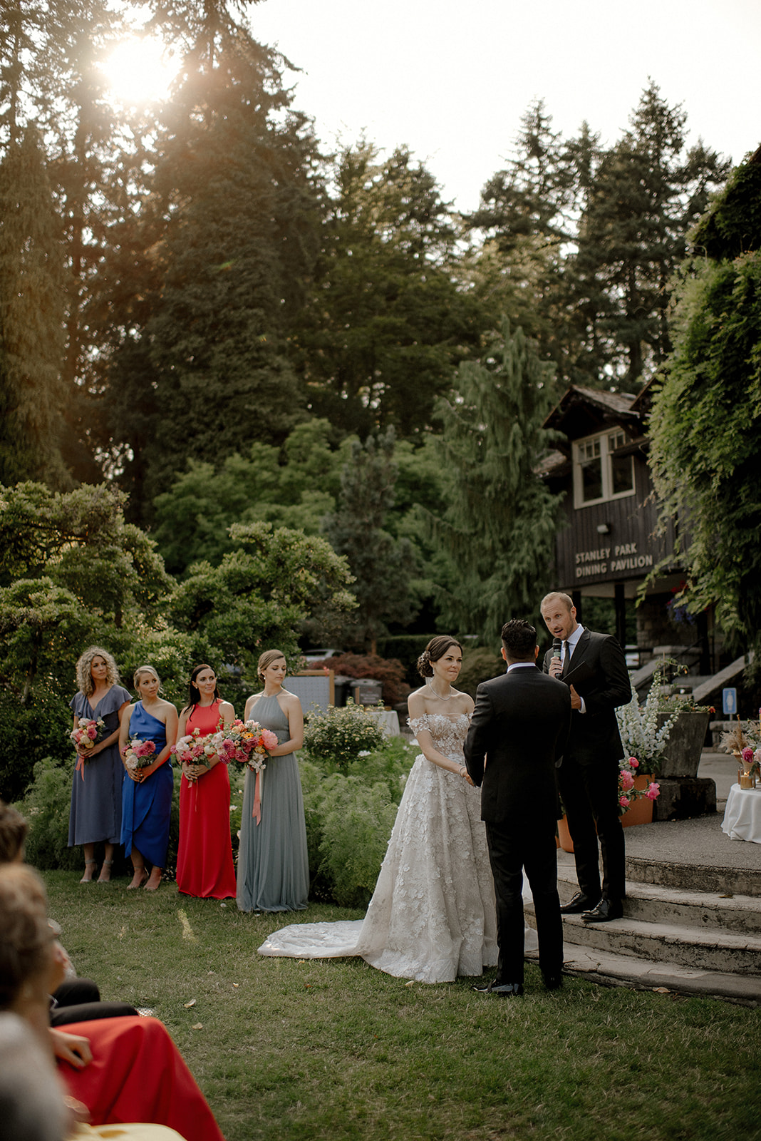 Vancouver wedding photographer captures photos of couple having their wedding at Stanley Park Pavilion