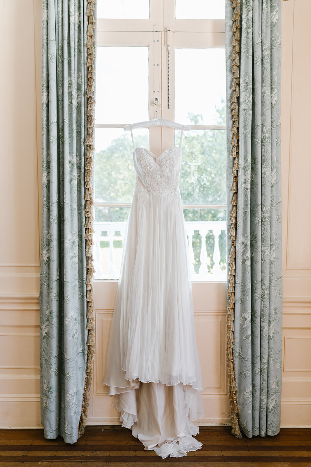 Classic details at an Intimate waterfront wedding at Lowndes Grove
