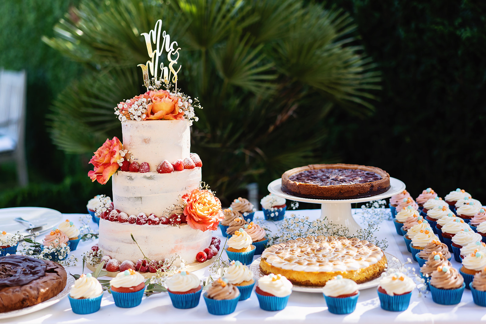 Foto van sweet table tijdens bruiloft
