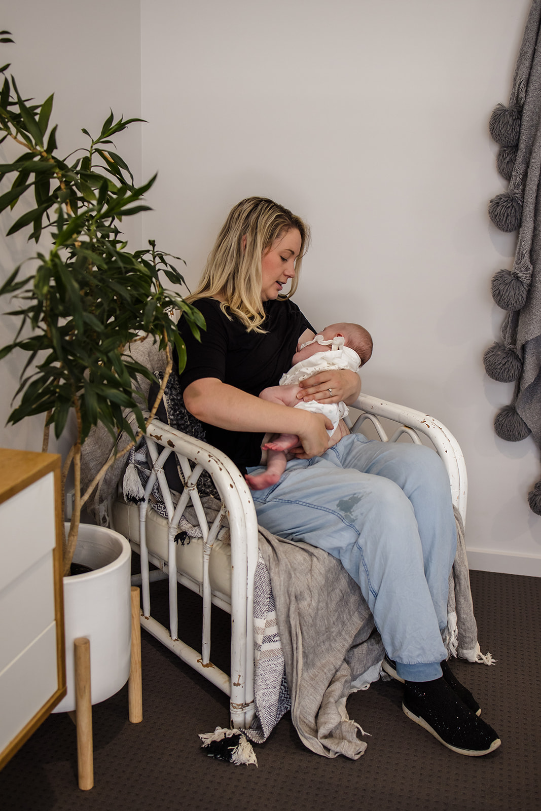 newborn breastfeeding at home photo session