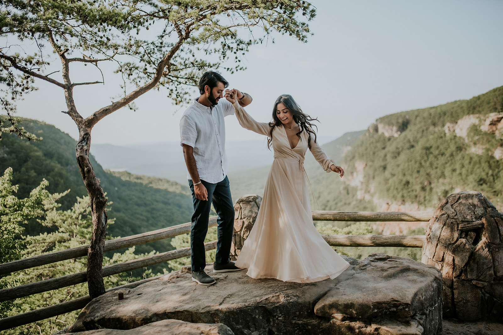couple dancing in front of vista views at cloudland canyon state park georgia