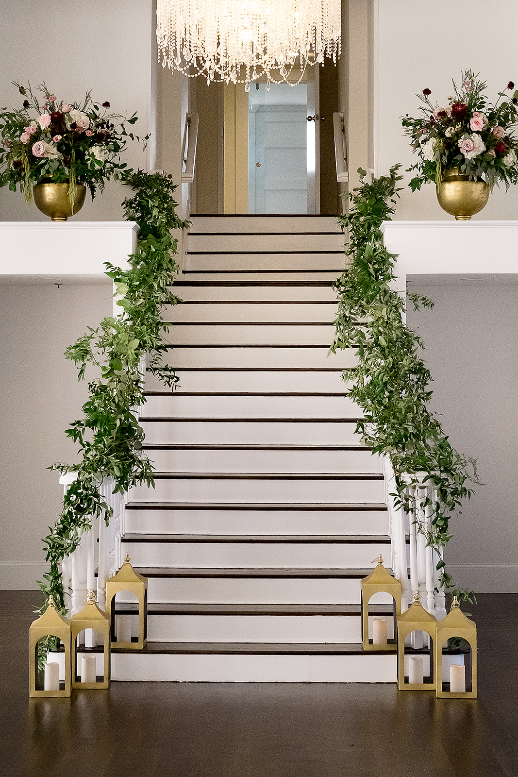 belle mer grand staircase florals and decor