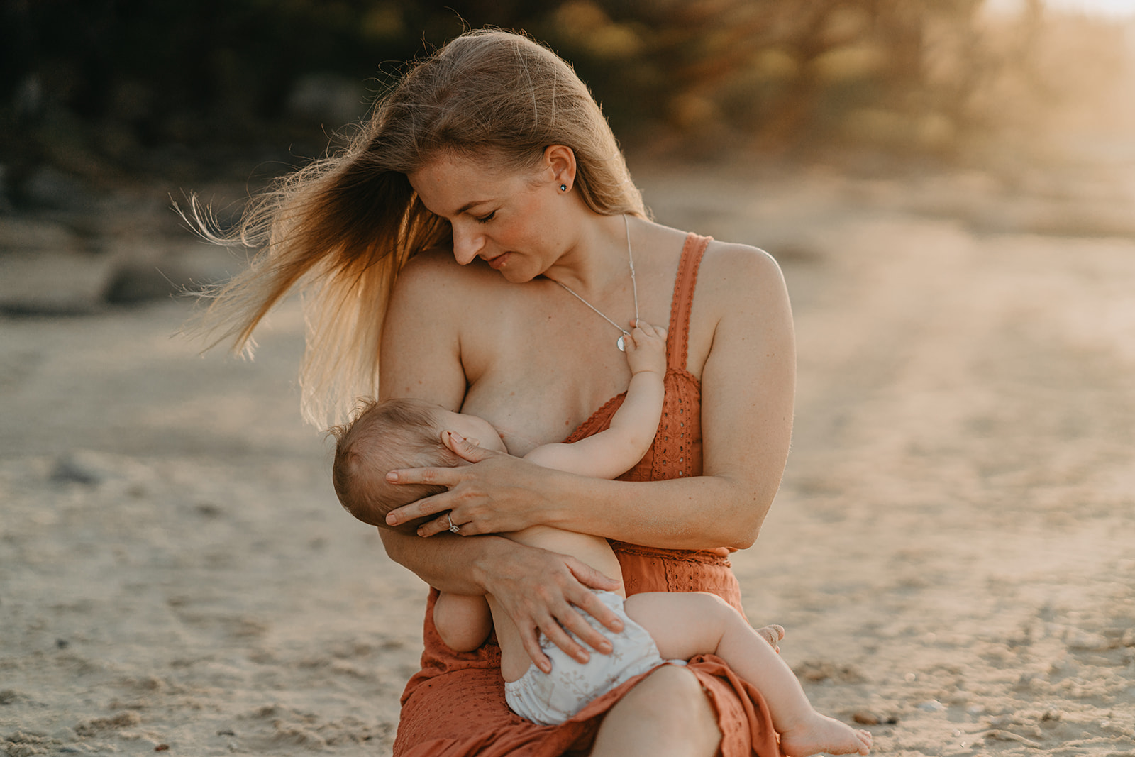 breastfeeding portraits for pamela on the Sunshine Coast 