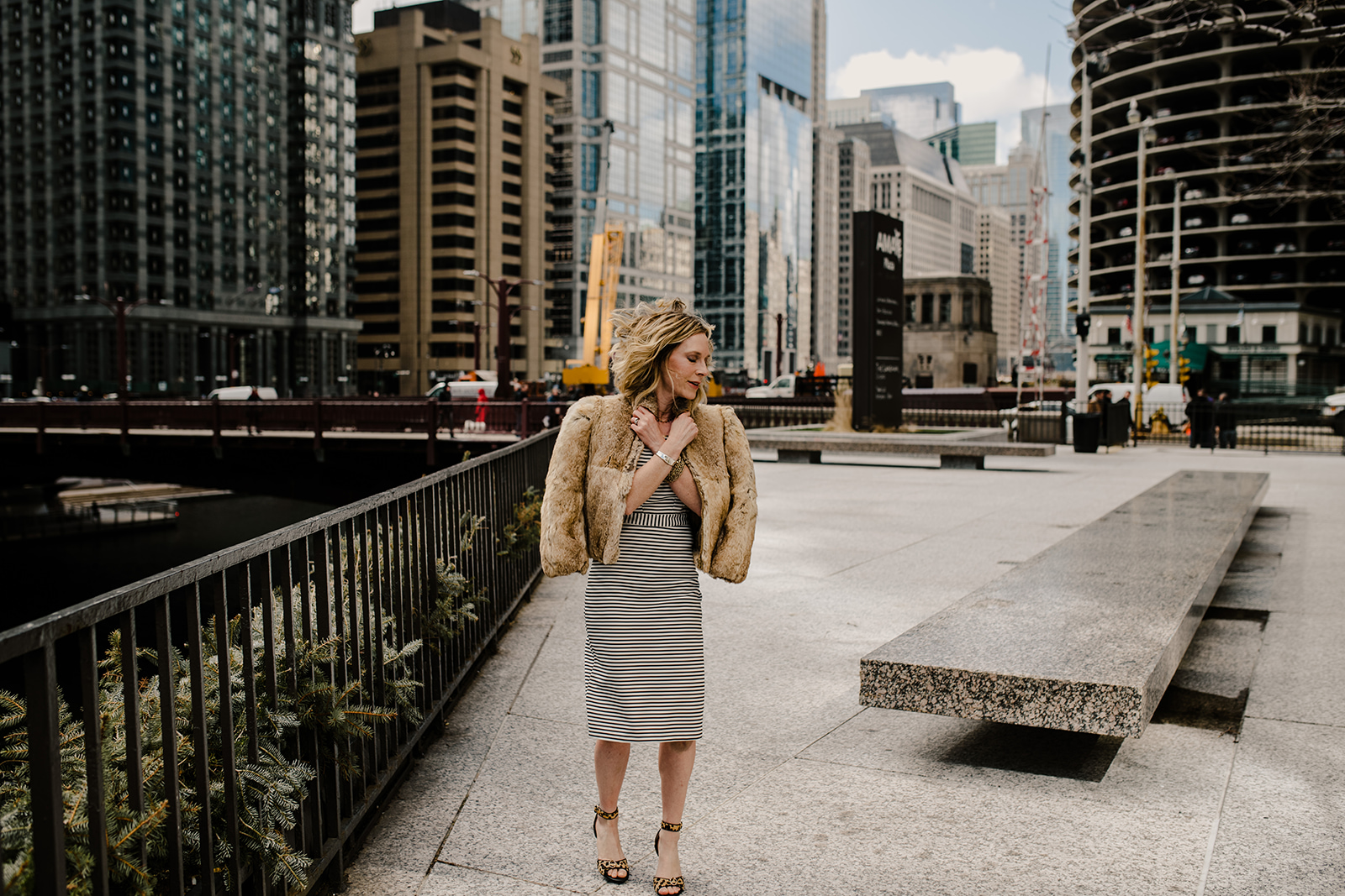 Love in the Windy City: Chicago engagement photography
