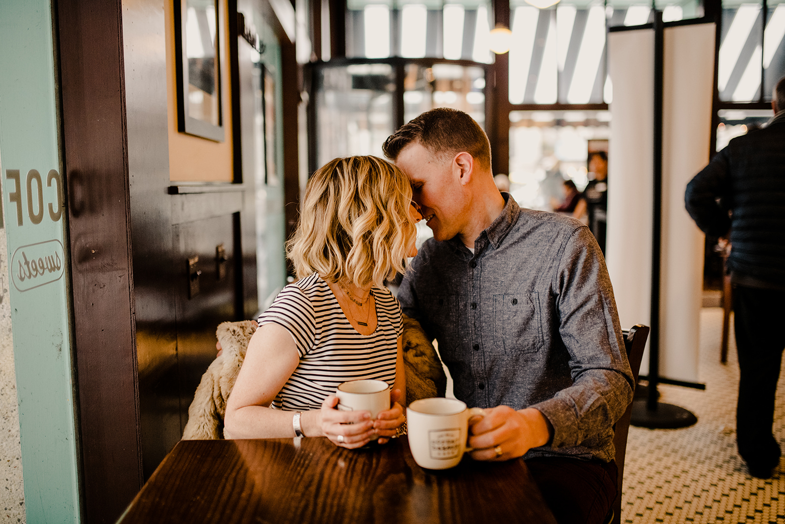 Magnificent Mile engagement session: a love story captured by Stills by Hernan
