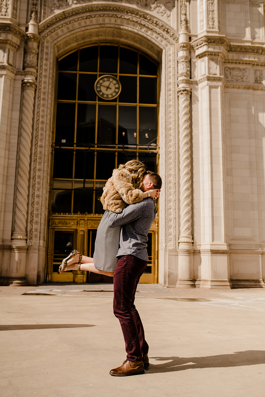 The perfect engagement session with Stills by Hernan in Chicago
