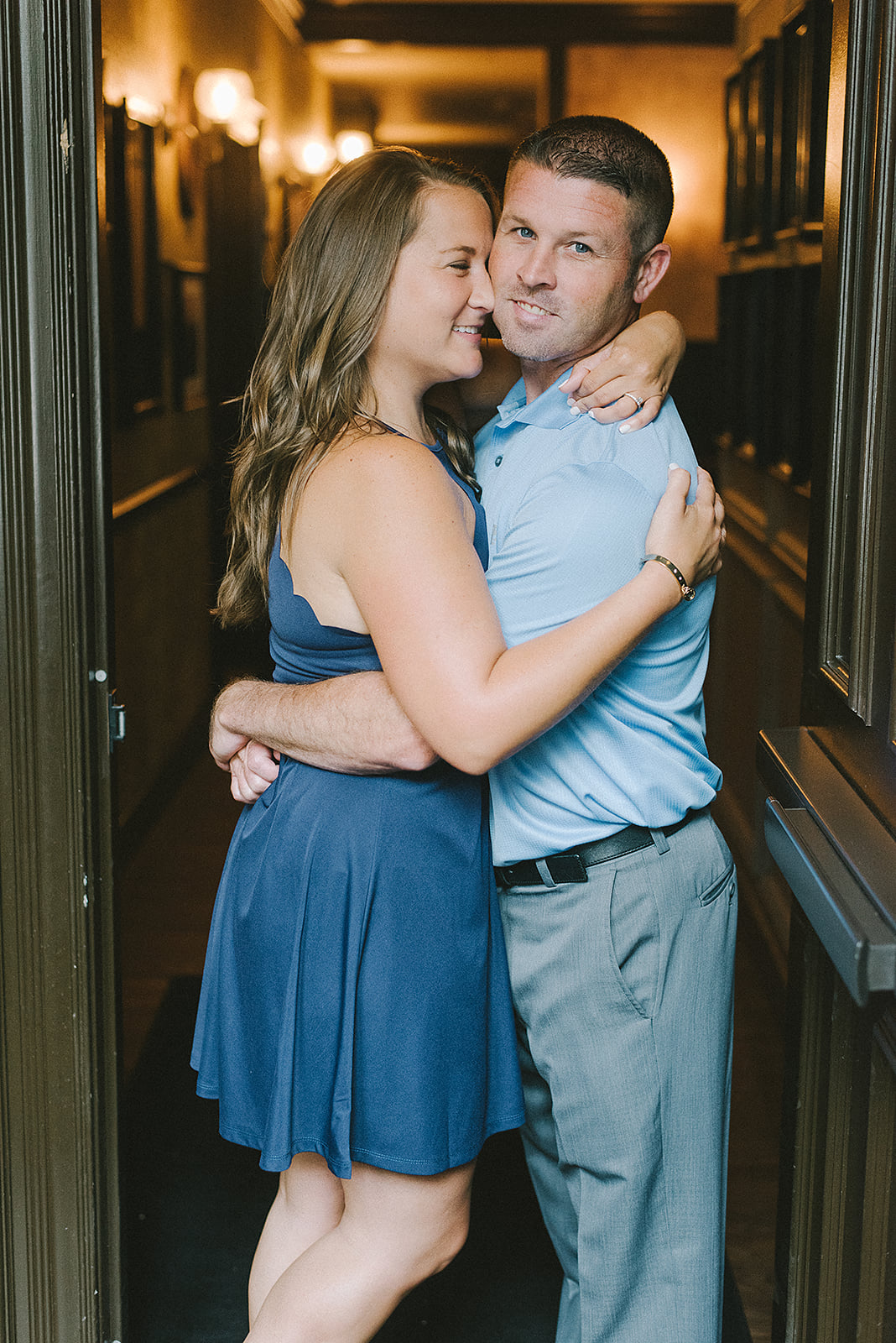 engagement session at Taft's Ale House